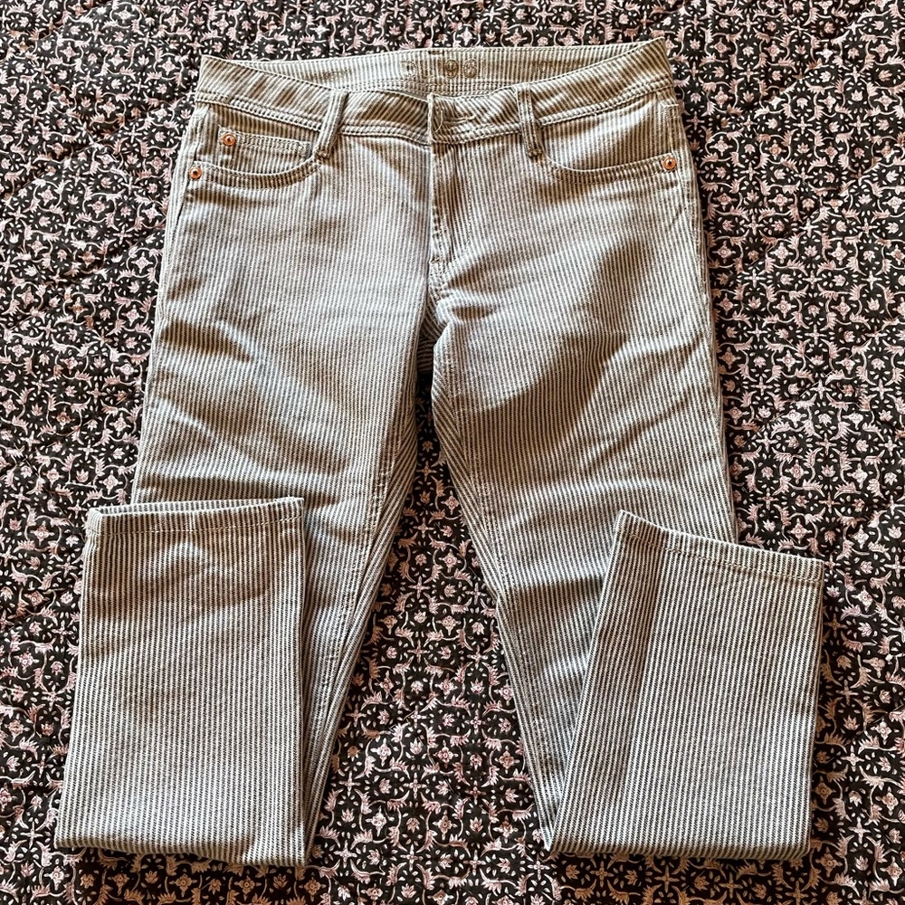 DL1961 jeans. Size 27